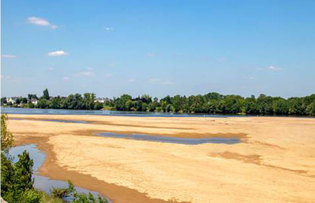 亚马逊河的干旱以及对北部地区的物流和经济影响