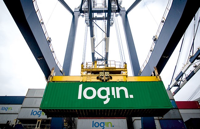 Log-In é a primeira empresa de cabotagem com digitalização de 100% da frota de contêineres