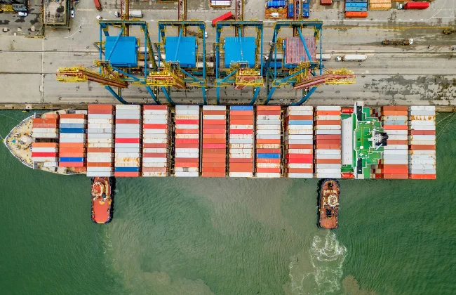 Como integrar transporte terrestre e marítimo de modo eficaz